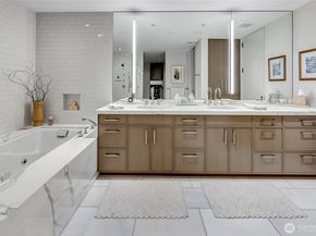 715 2nd Avenue 1702, Seattle WA 98104