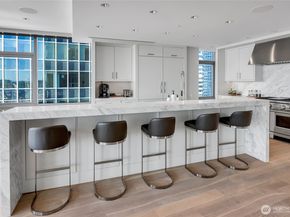 715 2nd Avenue 1702, Seattle WA 98104