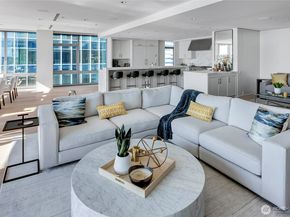 715 2nd Avenue 1702, Seattle WA 98104