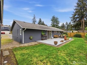 5907 227th Street SW, Mountlake Terrace WA 98043