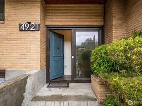 4921 50th Avenue S, Seattle WA 98118
