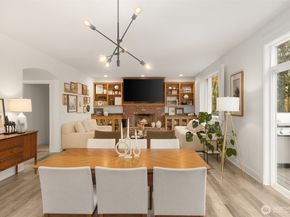 15820 104th Avenue NE, Bothell WA 98011