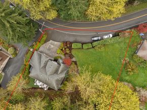 15820 104th Avenue NE, Bothell WA 98011