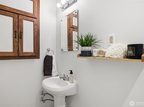 1107 E Denny Way A5, Seattle WA 98122