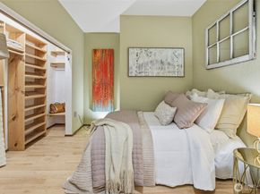 1107 E Denny Way A5, Seattle WA 98122