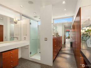 2369 Fairview Avenue E 6, Seattle WA 98102