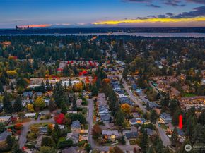 10620 NE 28th Place, Bellevue WA 98004