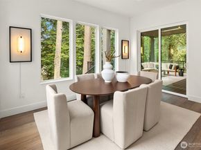 10620 NE 28th Place, Bellevue WA 98004