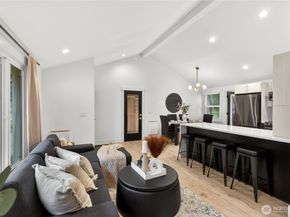 14551 Ashworth Avenue N, Shoreline WA 98133