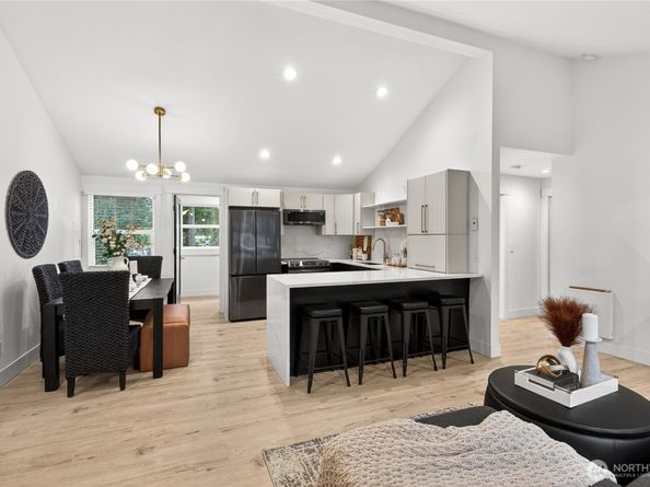 14551 Ashworth Avenue N, Shoreline WA 98133