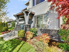 2824 Park Avenue N, Renton WA 98056