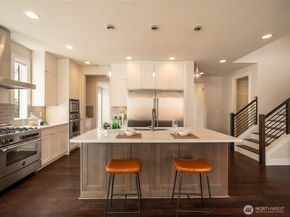 2824 Park Avenue N, Renton WA 98056