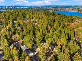 4615 88th Avenue SE, Mercer Island WA 98040