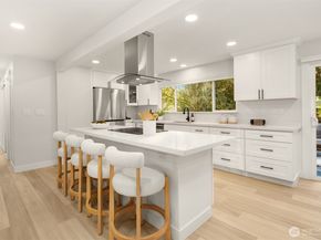 4615 88th Avenue SE, Mercer Island WA 98040