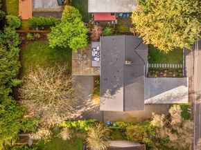 4615 88th Avenue SE, Mercer Island WA 98040