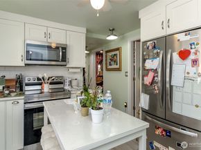 208 F Street SE, Auburn WA 98002