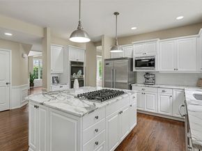 24608 SE 2nd Place, Sammamish WA 98074