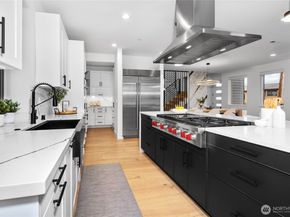 11855 89th Place NE, Kirkland WA 98034