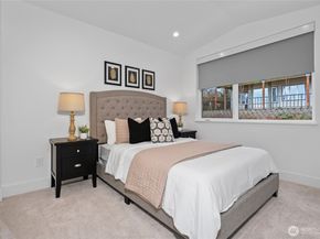 11855 89th Place NE, Kirkland WA 98034