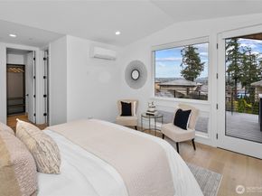 11855 89th Place NE, Kirkland WA 98034