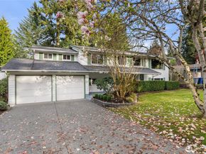 1036 146th Avenue SE, Bellevue WA 98007
