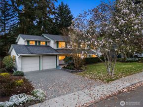 1036 146th Avenue SE, Bellevue WA 98007