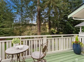 1036 146th Avenue SE, Bellevue WA 98007