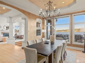 15517 Lake Shore Boulevard NE, Lake Forest Park WA 98155