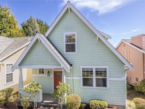 19441 1st Ave NE, Poulsbo WA 98370