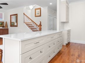 19441 1st Ave NE, Poulsbo WA 98370