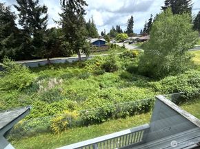 8823 Holly Drive H204, Everett WA 98208