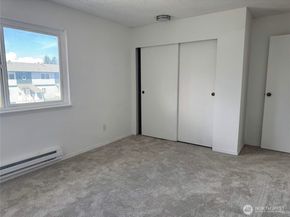 8823 Holly Drive H204, Everett WA 98208