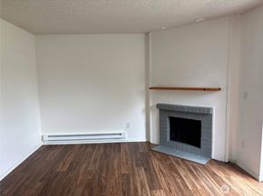 8823 Holly Drive H204, Everett WA 98208