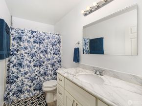 11130 SE 208th Street H103, Kent WA 98031