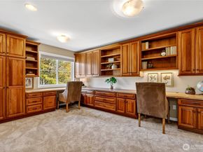 2401 Lyons Avenue NE, Renton WA 98059