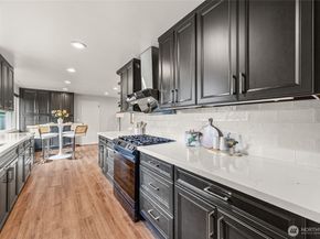 1208 172nd Avenue NE, Bellevue WA 98008