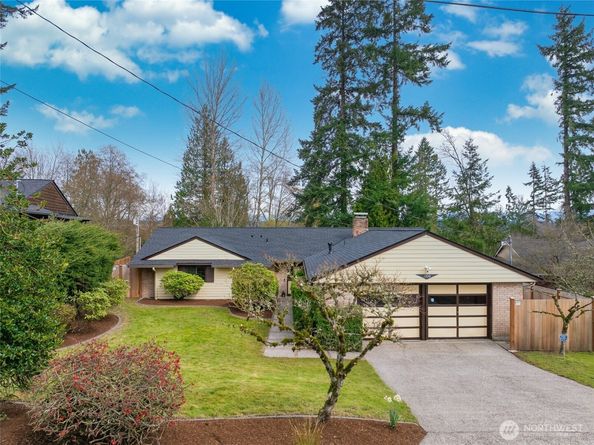 1208 172nd Avenue NE, Bellevue WA 98008