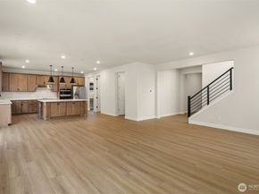 23361 Arbors Terrace Road NE 21, Kingston WA 98346