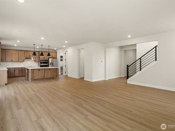23361 Arbors Terrace Road NE 21, Kingston WA 98346