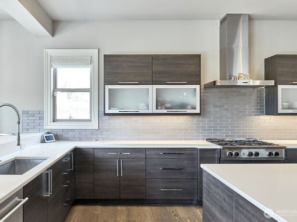3319 Burnett Avenue N, Renton WA 98056