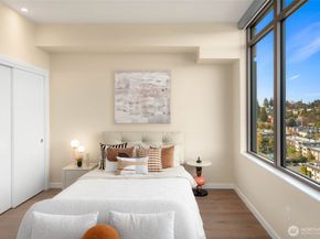 10232 NE 10th Street 506, Bellevue WA 98004