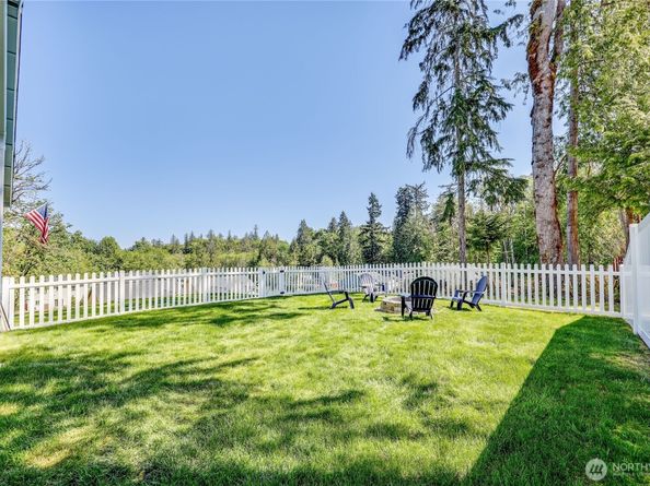 7058 E Nightingale Street, Port Orchard WA 98366