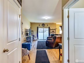 7058 E Nightingale Street, Port Orchard WA 98366