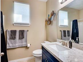 7058 E Nightingale Street, Port Orchard WA 98366