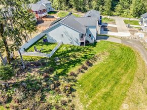 7058 E Nightingale Street, Port Orchard WA 98366