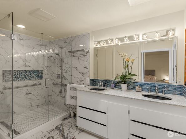 21842 NE 30th Place, Sammamish WA 98074