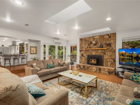 21842 NE 30th Place, Sammamish WA 98074