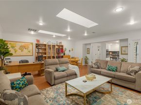 21842 NE 30th Place, Sammamish WA 98074