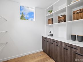 12015 36th Avenue NE, Seattle WA 98125