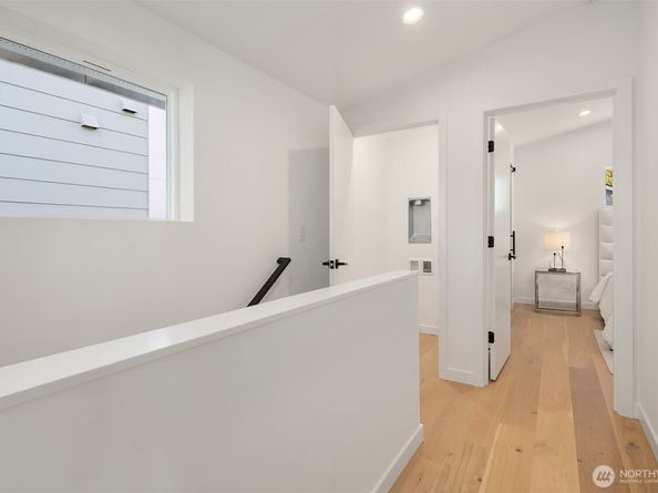 8016 24th Avenue NW, Seattle WA 98117